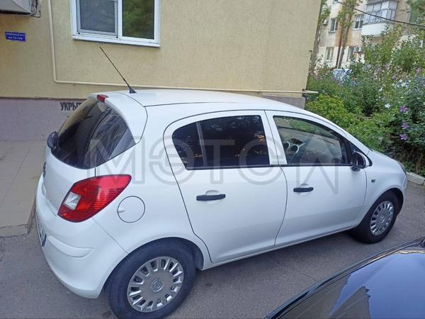 Opel Corsa 2012, фото 4