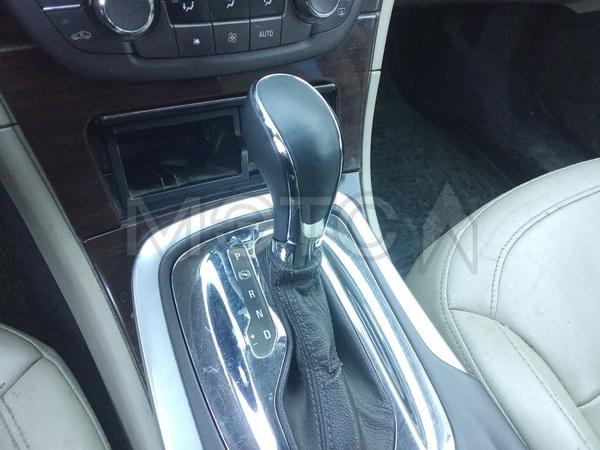 Opel Insignia 2010, фото 9