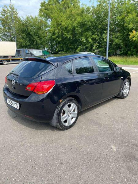 Opel Astra 2010, фото 6