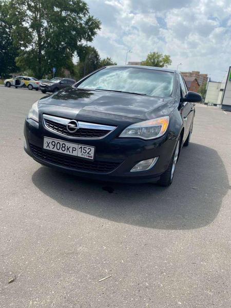 Opel Astra 2010, фото 4
