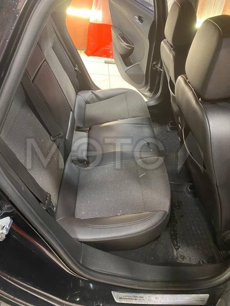 Opel Astra 2010, фото 5