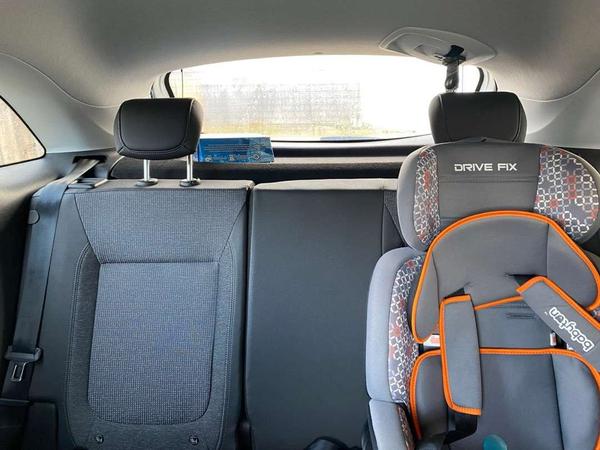 Opel Crossland X 2021, фото 2