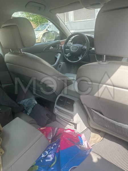 Audi A6 2012, фото 11