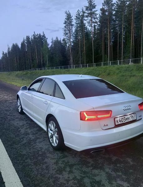 Audi A6 2015, фото 2