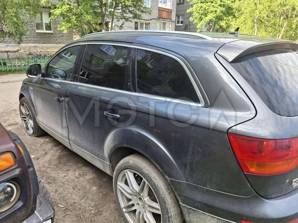Audi Q7 2008, фото 5