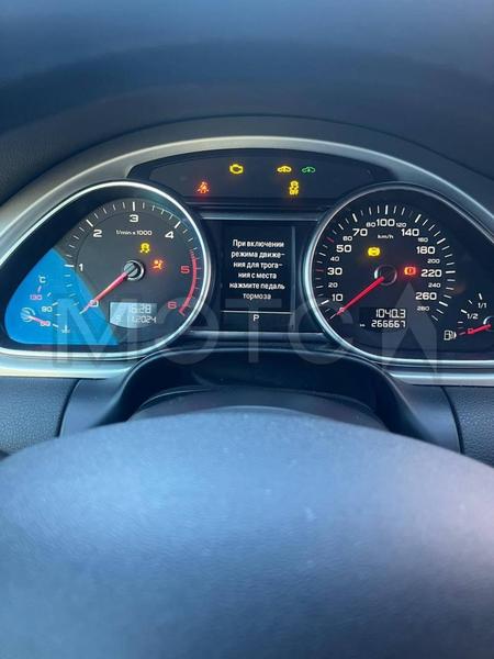 Audi Q7 2012, фото 5