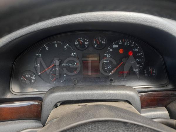 Audi A4 1997, фото 5