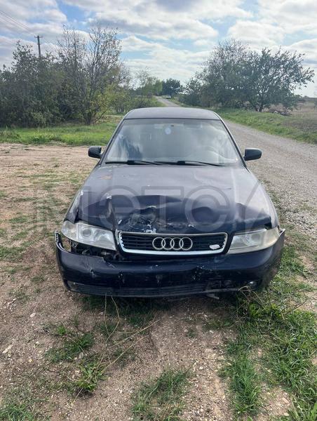 Audi A4 1999, фото 2