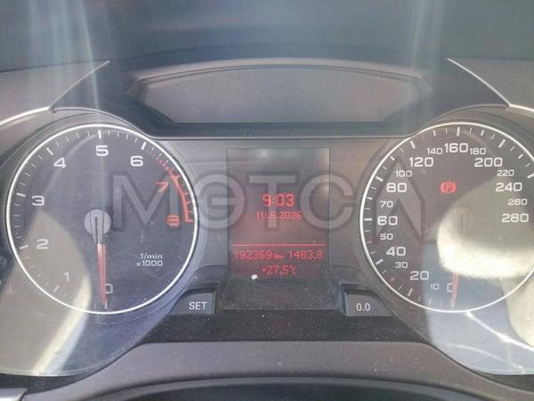 Audi A4 2010, фото 5