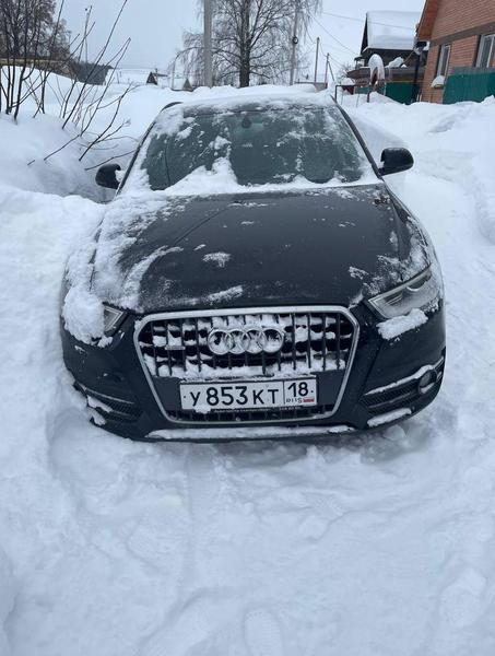 Audi Q3 2012, фото 7