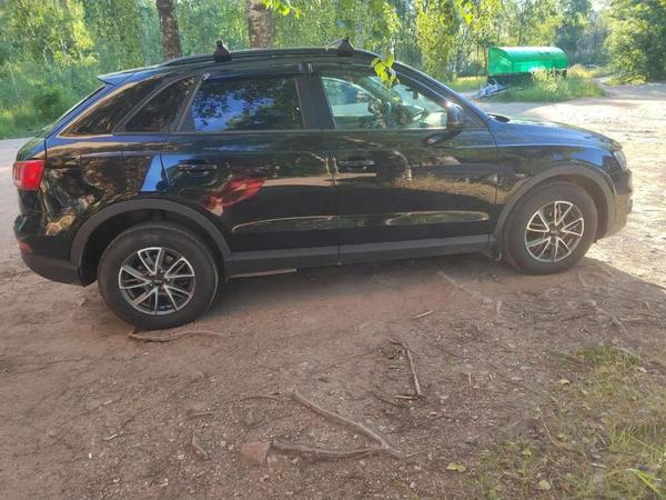 Audi Q3 2012, фото 2