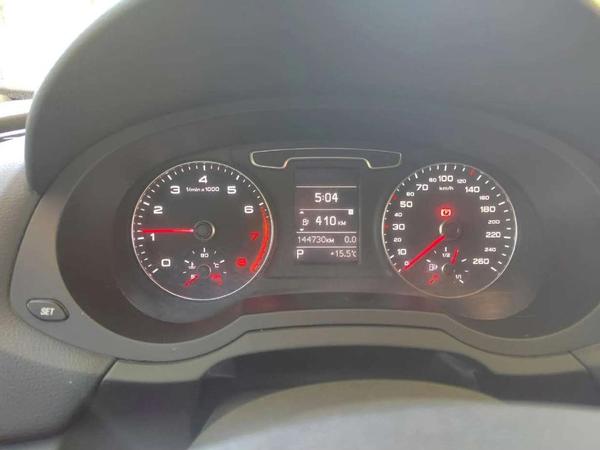 Audi Q3 2012, фото 6