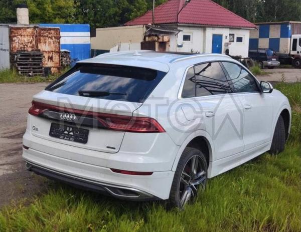 Audi Q8 2019, фото 4