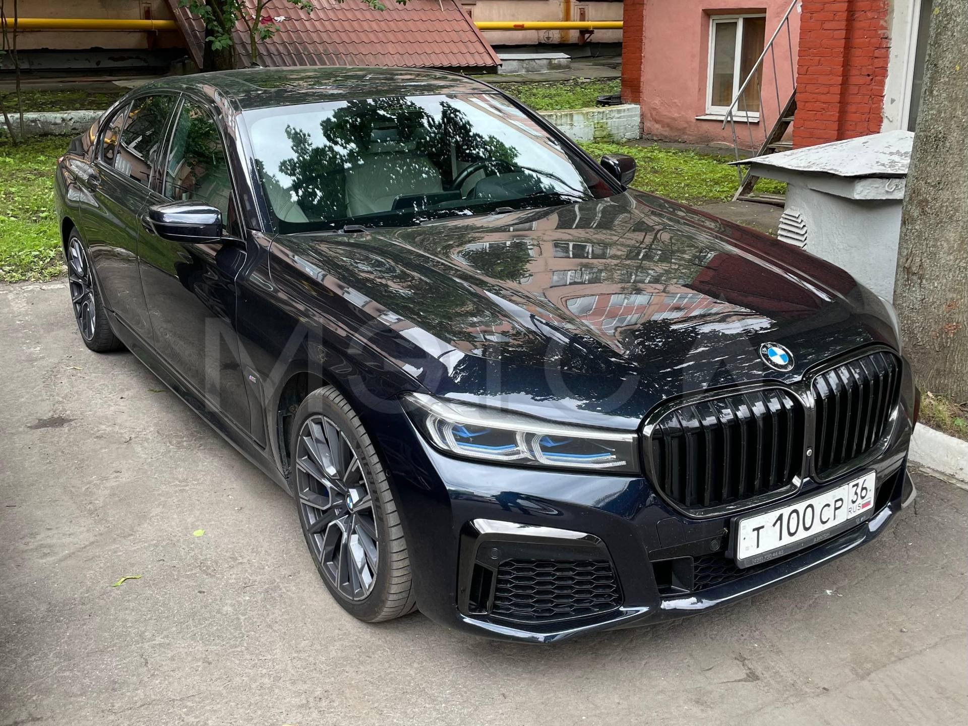 BMW 730DXDRIVE