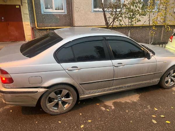 BMW 318 2002, фото 4