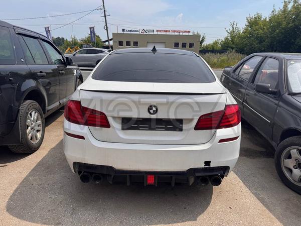 BMW 528 2010, фото 5
