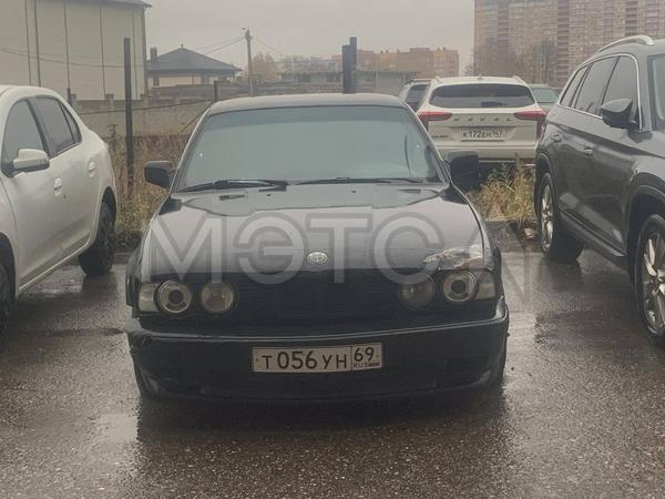 BMW 520 1992, фото 2