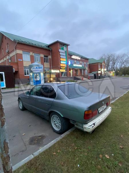 BMW 520 1991, фото 4