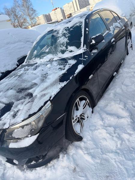 BMW 545I 2003, фото 3