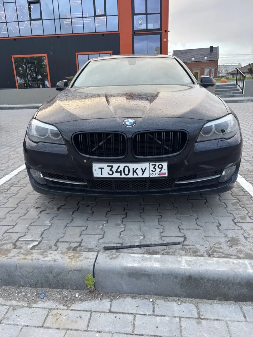 BMW 520I