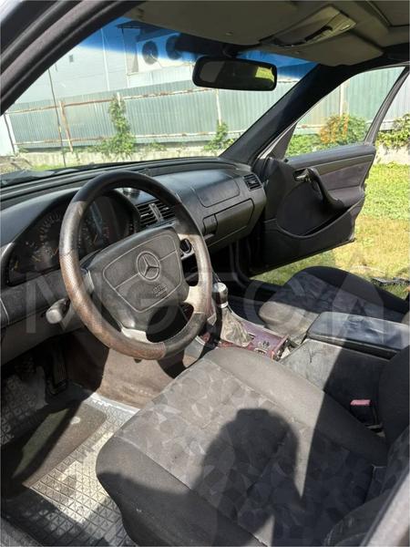 Mercedes-Benz C240 1998, фото 7
