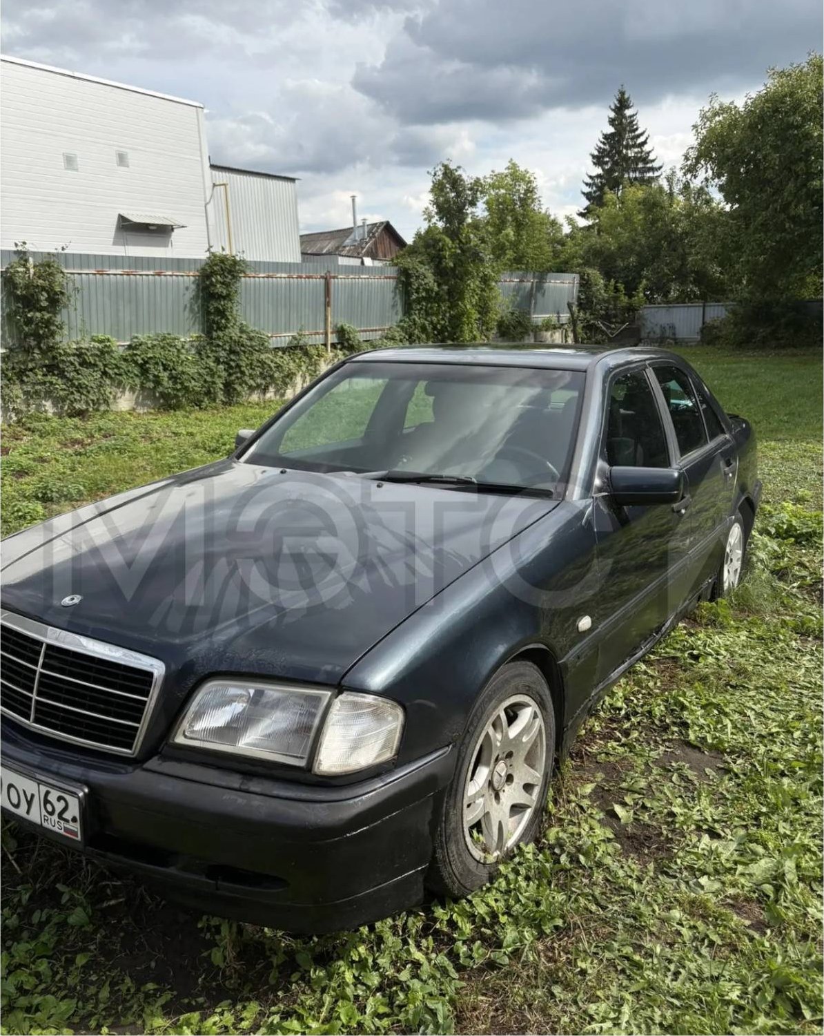 Mercedes-Benz C240