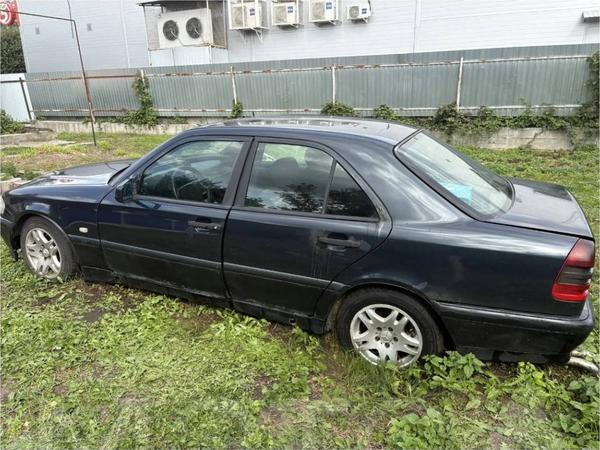 Mercedes-Benz C240 1998, фото 6