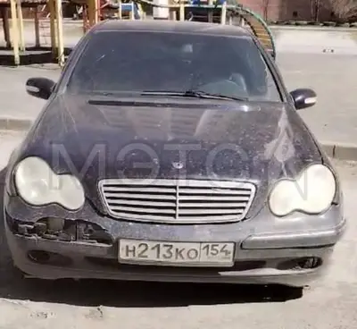 Mercedes-Benz C240
