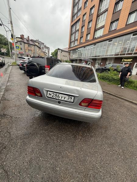 Mercedes-Benz E-Класс 1996, фото 4