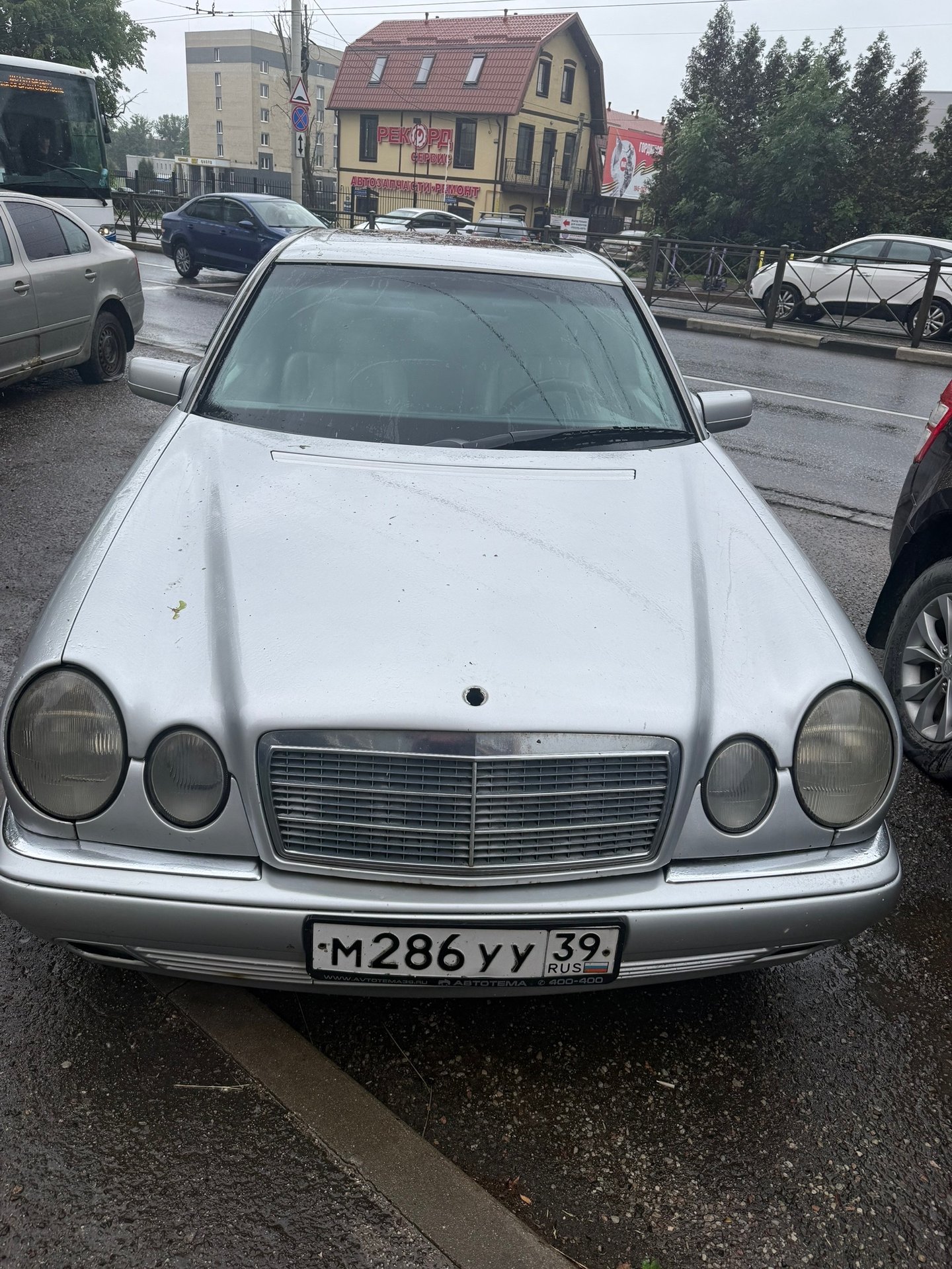 Mercedes-Benz E-Класс