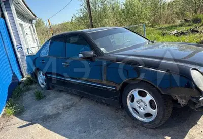 Mercedes-Benz E-Класс 2001 с торгов по банкротству, фото 1