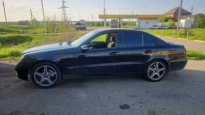 Mercedes-Benz E220