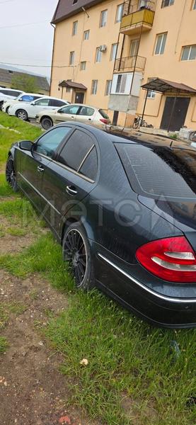 Mercedes-Benz E-Класс 2004, фото 4