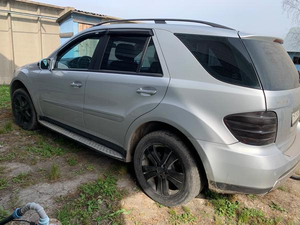 Mercedes-Benz ML320 2005, фото 3