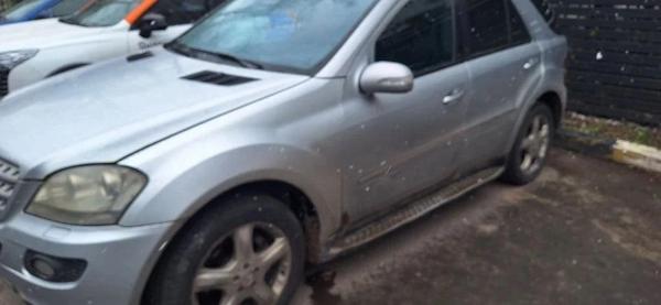 Mercedes-Benz ML350 2007, фото 6