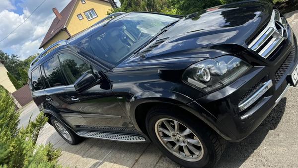 Mercedes-Benz GL350 2011, фото 3