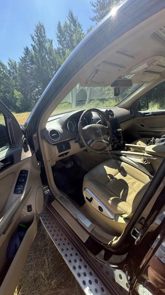 Mercedes-Benz GL350 2011, фото 5