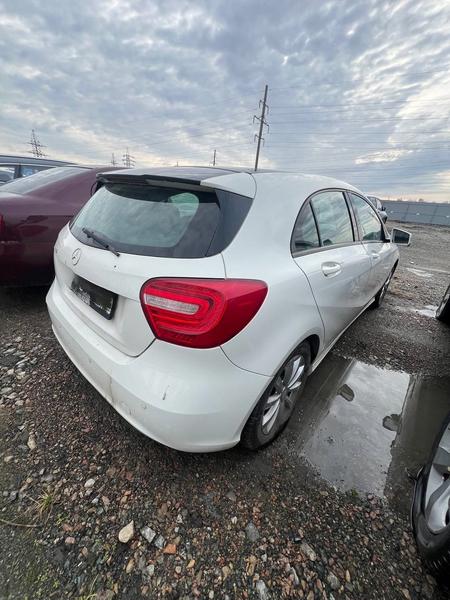 Mercedes-Benz A180 2014, фото 6