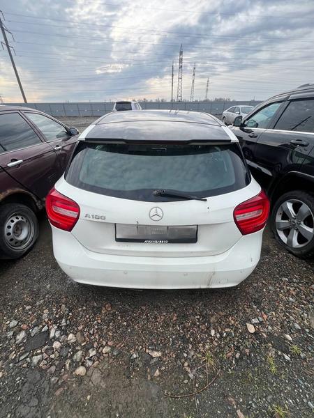 Mercedes-Benz A180 2014, фото 4