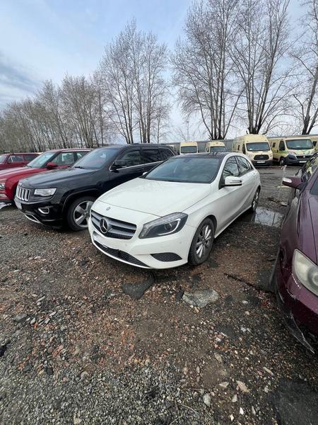 Mercedes-Benz A180 2014, фото 3