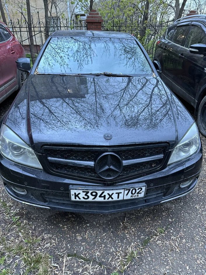 Mercedes-Benz Не указана