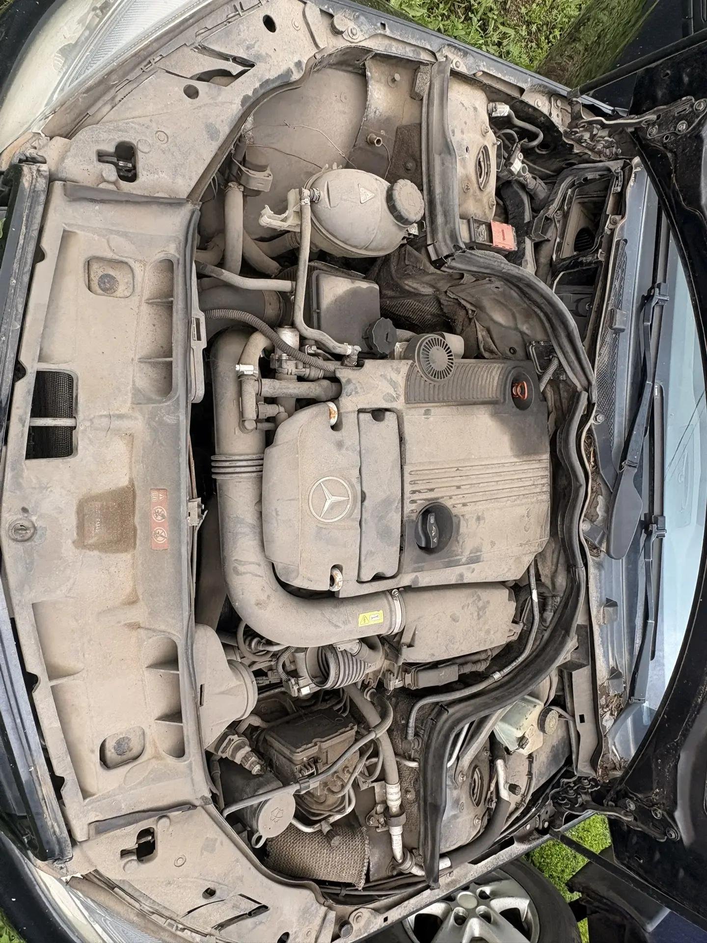 Mercedes-Benz C250