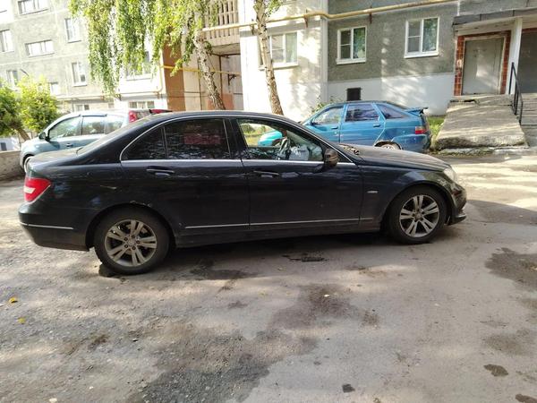 Mercedes-Benz C200 2011, фото 4