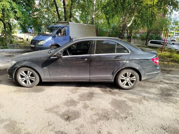 Mercedes-Benz C200 2011, фото 6