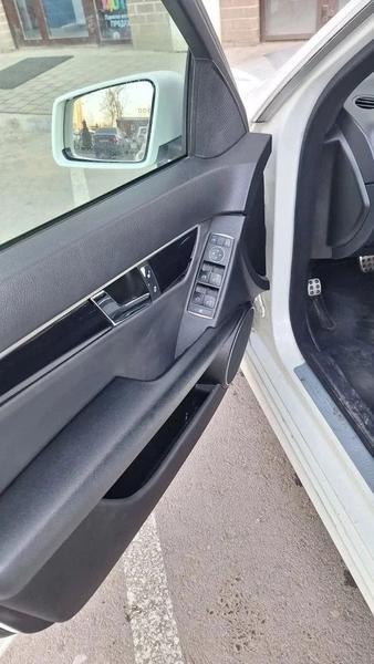 Mercedes-Benz C200 2012, фото 4