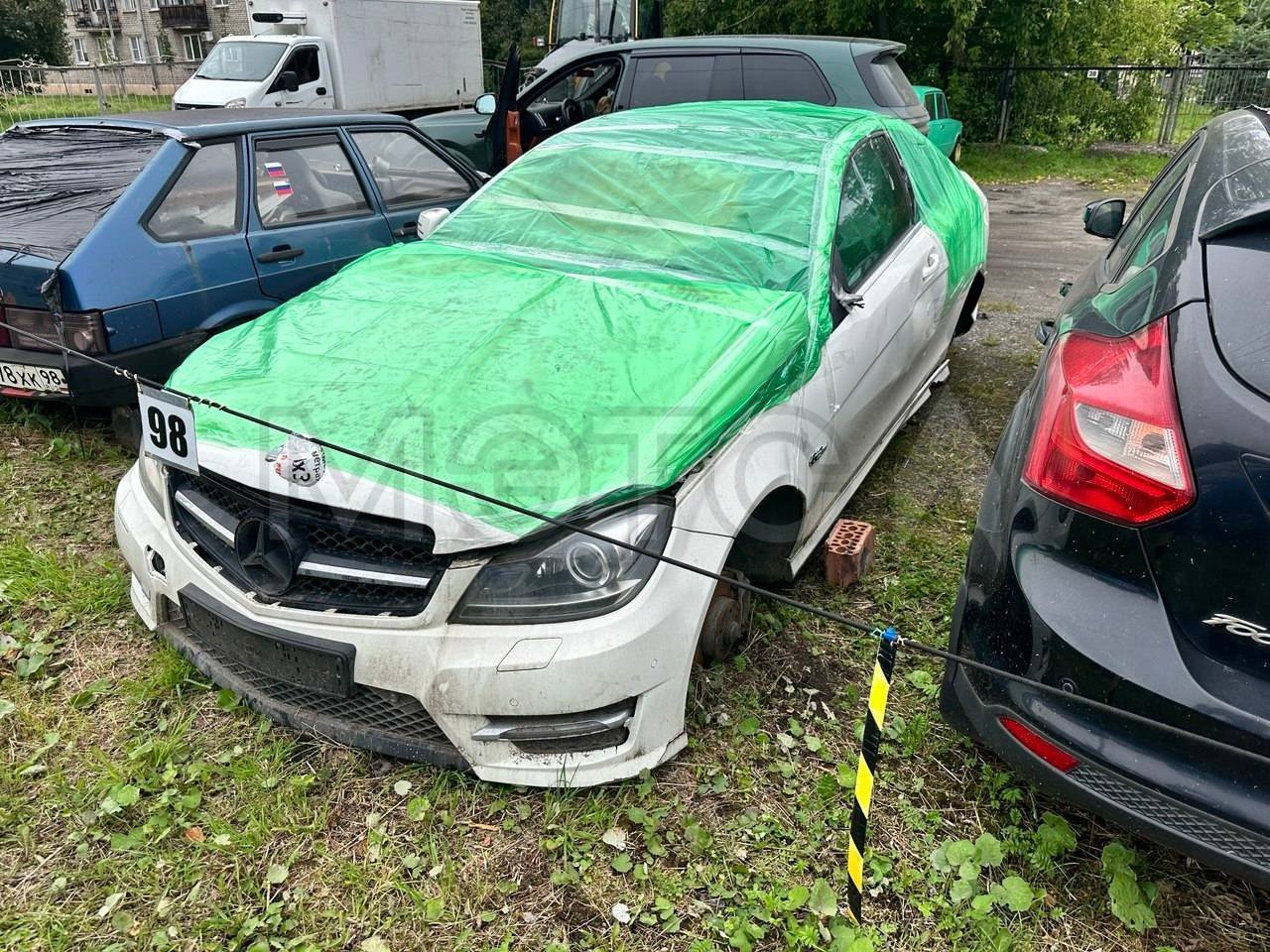 Mercedes-Benz C180