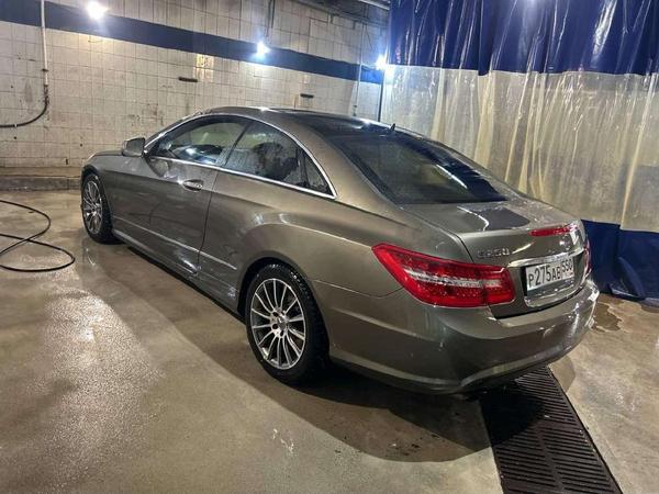 Mercedes-Benz E-Класс 2012, фото 4