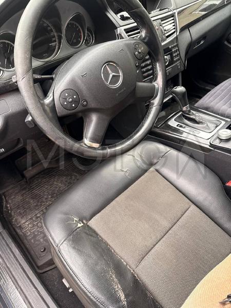Mercedes-Benz E200 2009, фото 8
