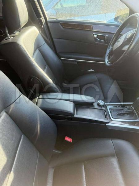 Mercedes-Benz E-Класс 2010, фото 8