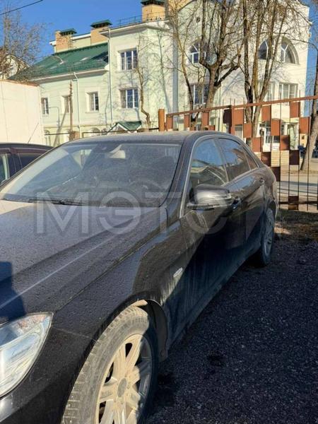 Mercedes-Benz E-Класс 2010, фото 3